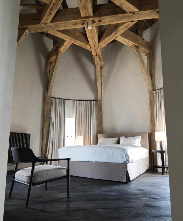 Le Chateau De Mirwart Kültér fotó